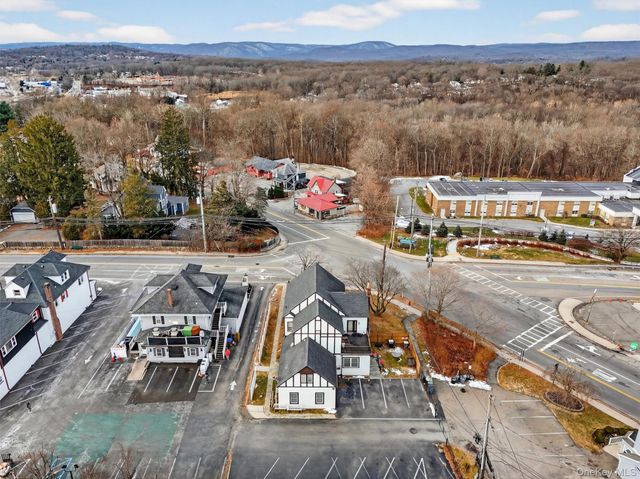 2002 E Main Street, Mohegan Lake, NY 10547