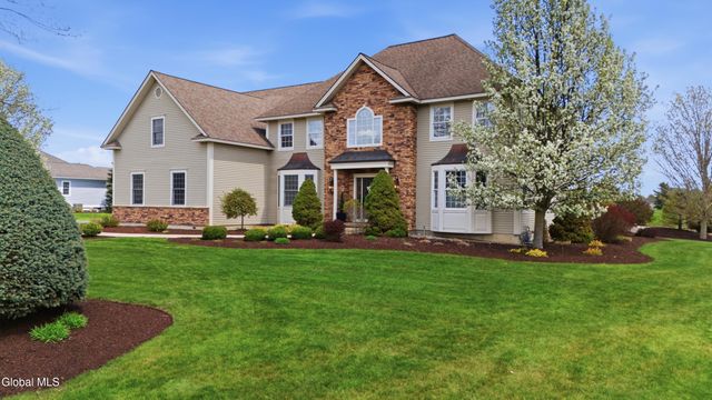 22 Grandview Drive, Queensbury, NY 12804