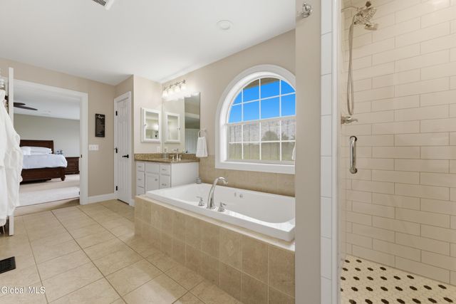 22 Grandview Drive, Queensbury, NY 12804