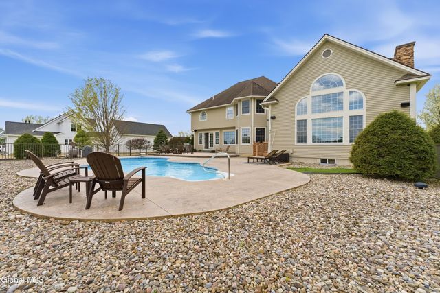 22 Grandview Drive, Queensbury, NY 12804