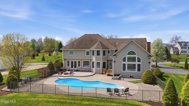 22 Grandview Drive, Queensbury, NY 12804