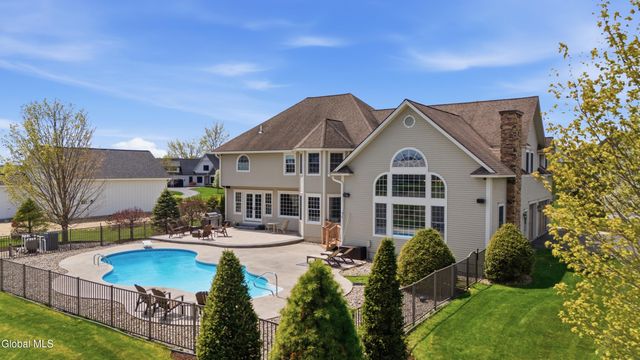 22 Grandview Drive, Queensbury, NY 12804