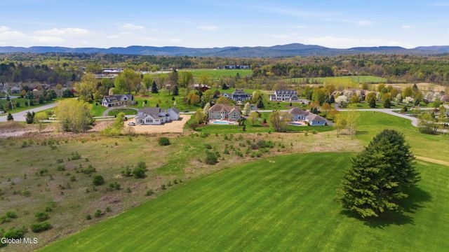 22 Grandview Drive, Queensbury, NY 12804