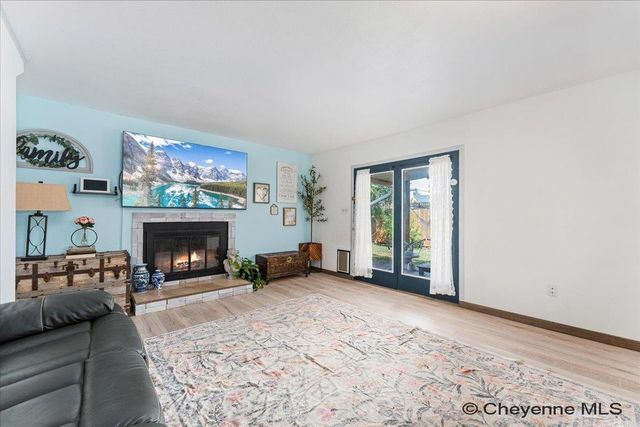 2406 E 11TH ST, Cheyenne, WY 82001
