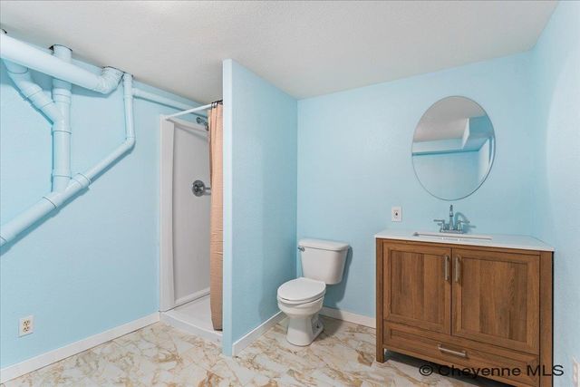 2406 E 11TH ST, Cheyenne, WY 82001