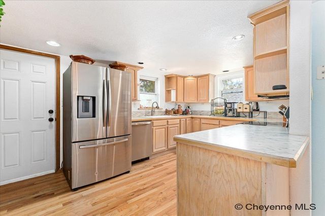 2406 E 11TH ST, Cheyenne, WY 82001