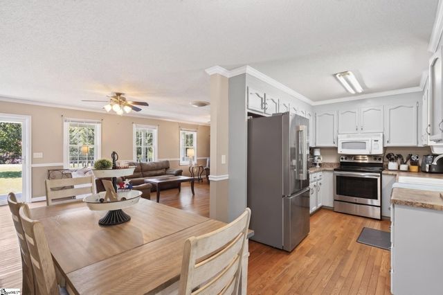 206 Cox Ridge Court, Travelers Rest, SC 29690
