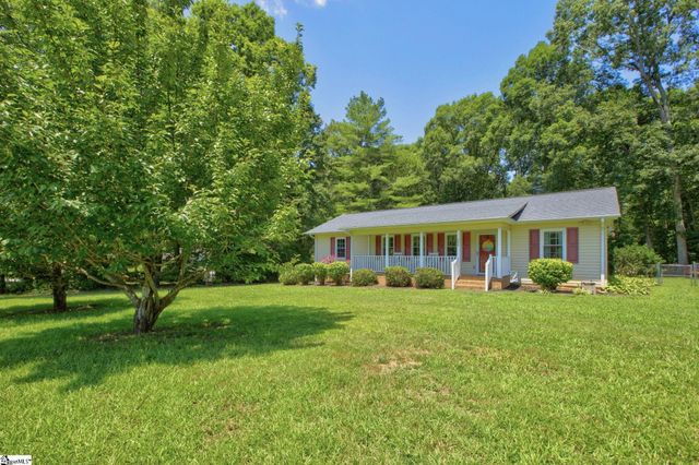 206 Cox Ridge Court, Travelers Rest, SC 29690