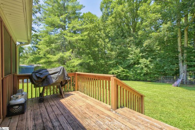 206 Cox Ridge Court, Travelers Rest, SC 29690
