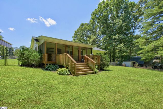 206 Cox Ridge Court, Travelers Rest, SC 29690