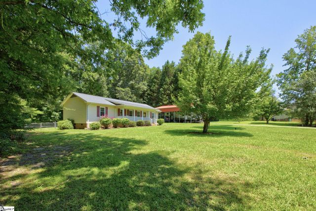 206 Cox Ridge Court, Travelers Rest, SC 29690