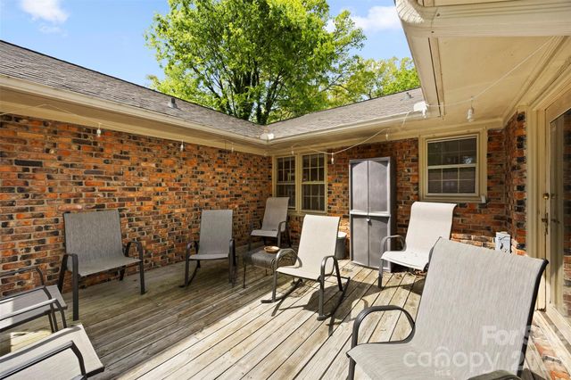 828 N 6th Street, Albemarle, NC 28001