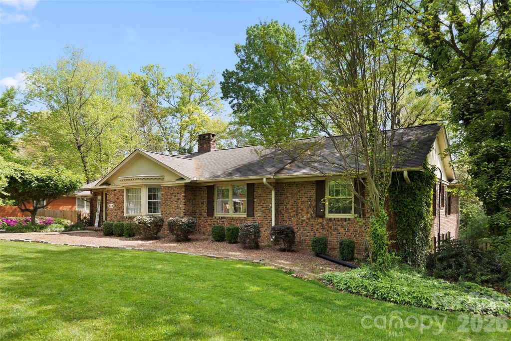 828 N 6th Street, Albemarle, NC 28001