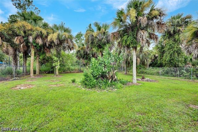4720 22nd AVE SE, Naples, FL 34117