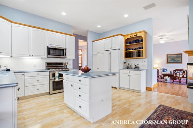 1013 Pebble Stone Court, Holland, MI 49424
