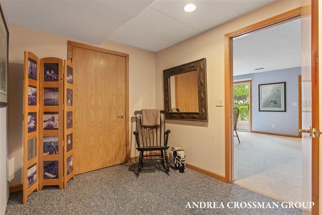 1013 Pebble Stone Court, Holland, MI 49424