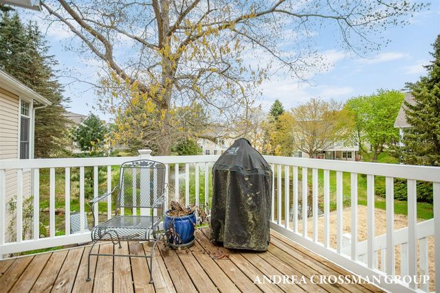 1013 Pebble Stone Court, Holland, MI 49424