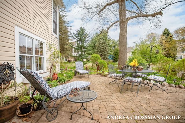 1013 Pebble Stone Court, Holland, MI 49424