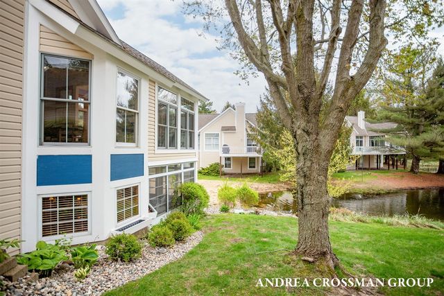 1013 Pebble Stone Court, Holland, MI 49424
