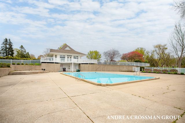1013 Pebble Stone Court, Holland, MI 49424