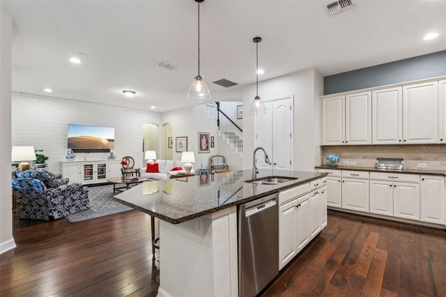 844 OAKLAND PARK BOULEVARD, Winter Garden, FL 34787