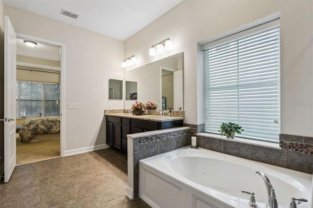 844 OAKLAND PARK BOULEVARD, Winter Garden, FL 34787