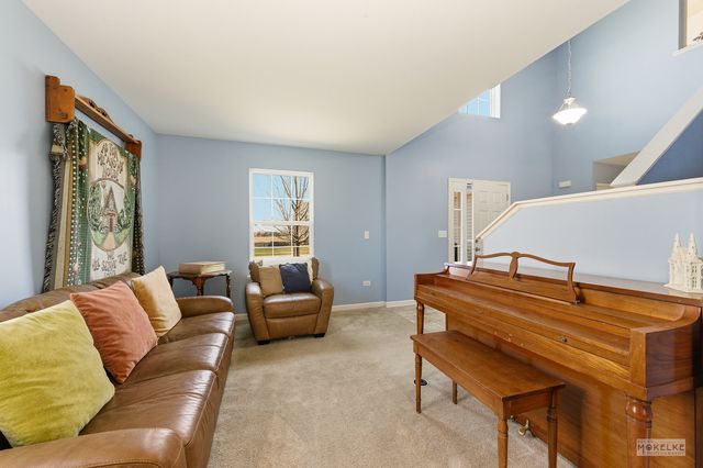 1811 Flagstone Street, Joliet, IL 60431