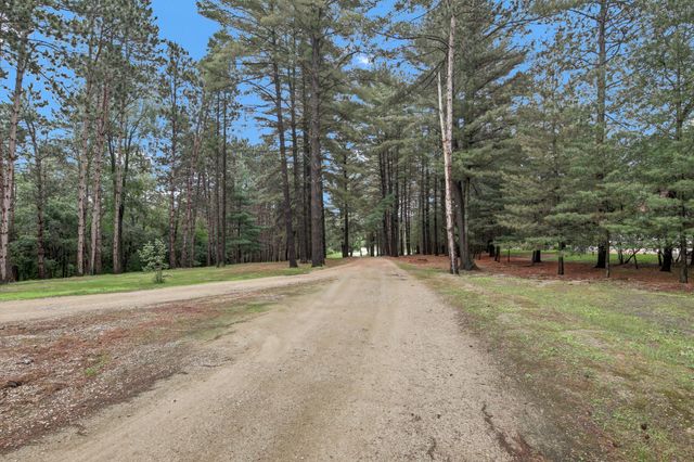 35853 Whispering Pine Way, Lake City, MN 55041