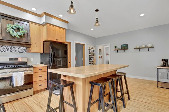 35853 Whispering Pine Way, Lake City, MN 55041