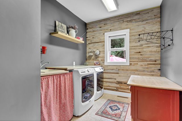 35853 Whispering Pine Way, Lake City, MN 55041