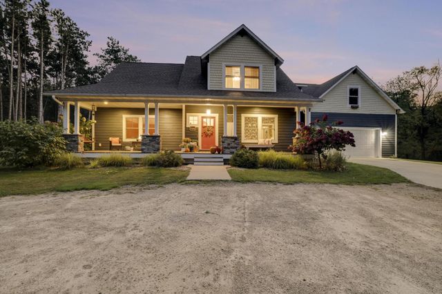 35853 Whispering Pine Way, Lake City, MN 55041