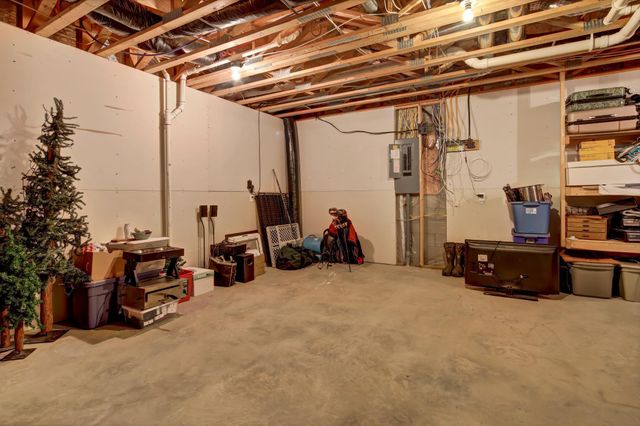 35853 Whispering Pine Way, Lake City, MN 55041