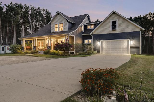 35853 Whispering Pine Way, Lake City, MN 55041