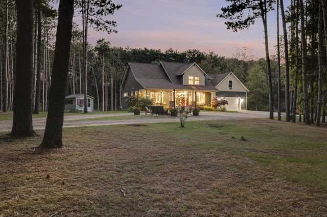 35853 Whispering Pine Way, Lake City, MN 55041