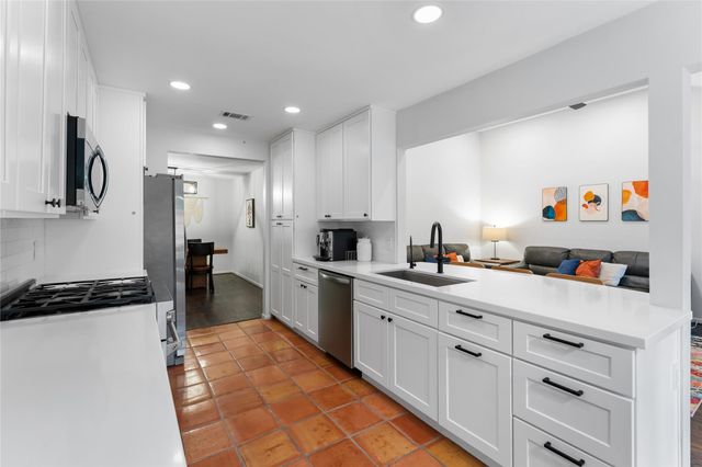 99 S Village Knoll Circle, The Woodlands, TX 77381