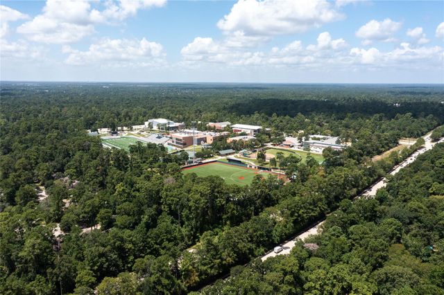 99 S Village Knoll Circle, The Woodlands, TX 77381