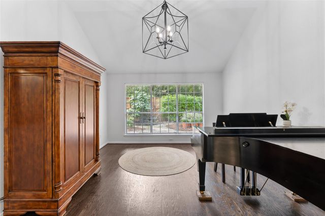 99 S Village Knoll Circle, The Woodlands, TX 77381