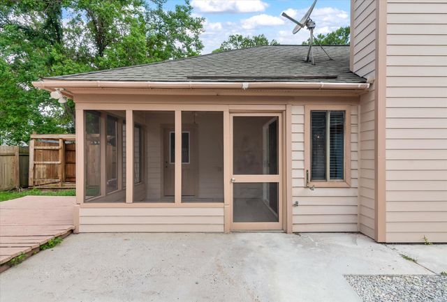 8687 Elsinore Court, North Charleston, SC 29406