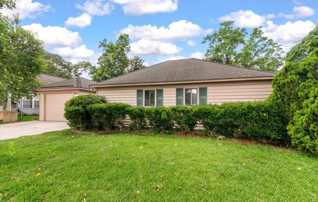8687 Elsinore Court, North Charleston, SC 29406