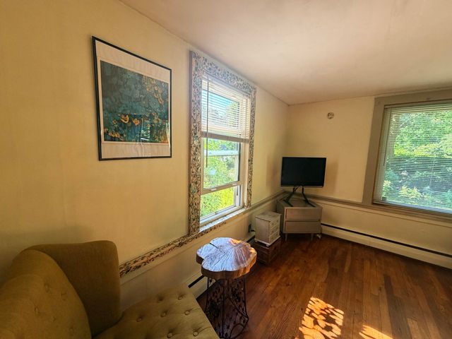 32 Paine Avenue, Hyannis, MA 02601