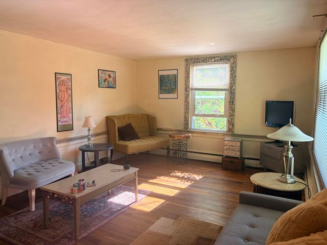 32 Paine Avenue, Hyannis, MA 02601