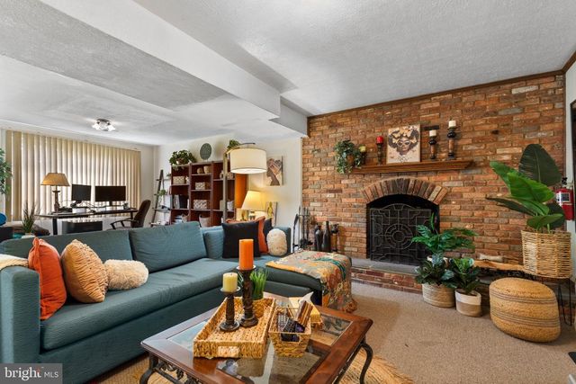1303 WENDOVER CT, District Heights, MD 20747
