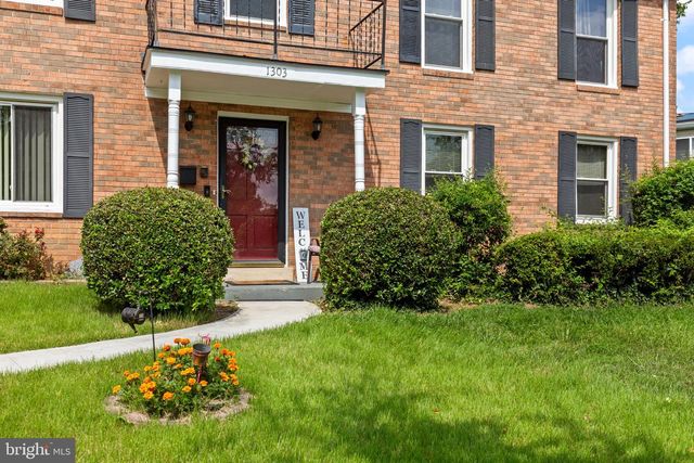 1303 WENDOVER CT, District Heights, MD 20747