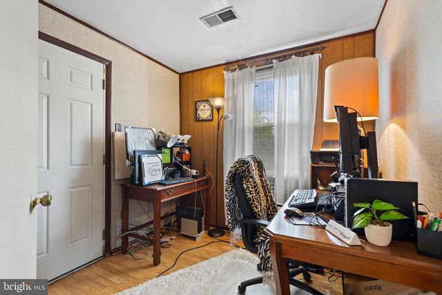 1303 WENDOVER CT, District Heights, MD 20747
