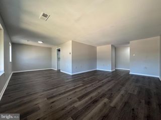 18616 WALKERS CHOICE RD #18616, Gaithersburg, MD 20886