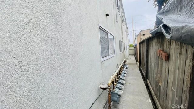 1083 Gaviota Avenue, Long Beach, CA 90813