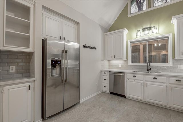 89 Westwood Drive W, Trinity, TX 75862