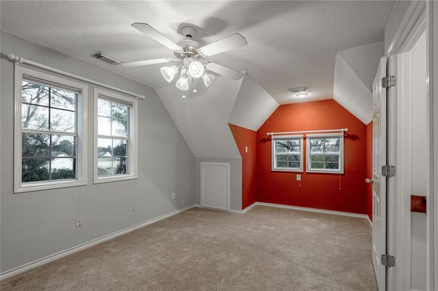 89 Westwood Drive W, Trinity, TX 75862