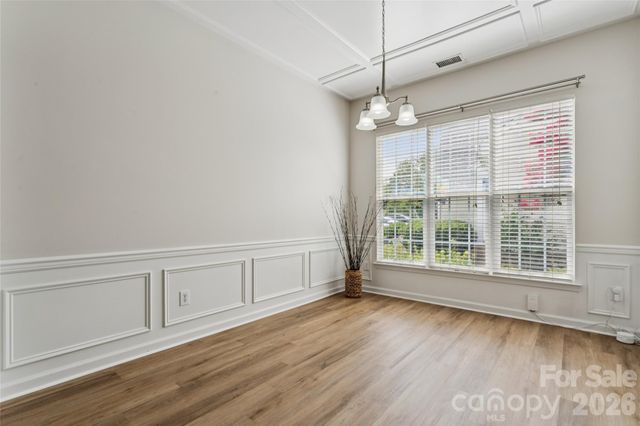 8426 Heron Glen Drive, Charlotte, NC 28269