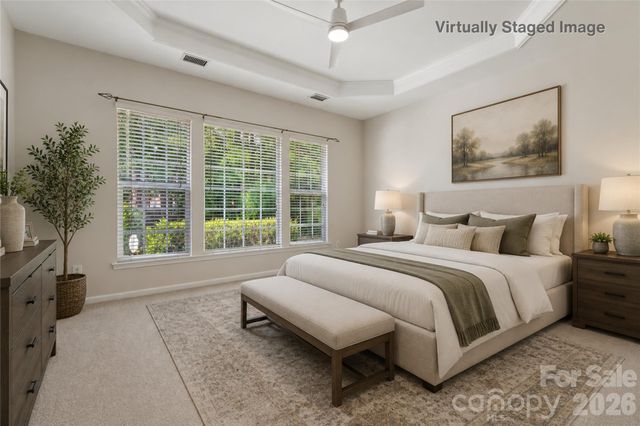 8426 Heron Glen Drive, Charlotte, NC 28269